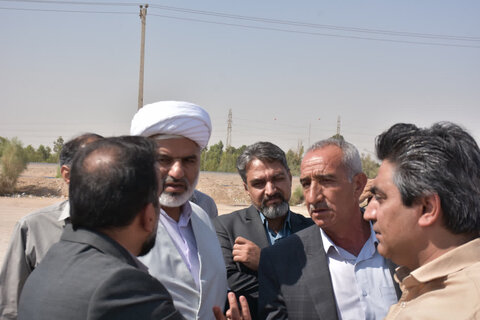 تصاویر/ ازدید و برگزاری جلسه بررسی مشکلات اهالی گردفرامرز شاهدیه یزد