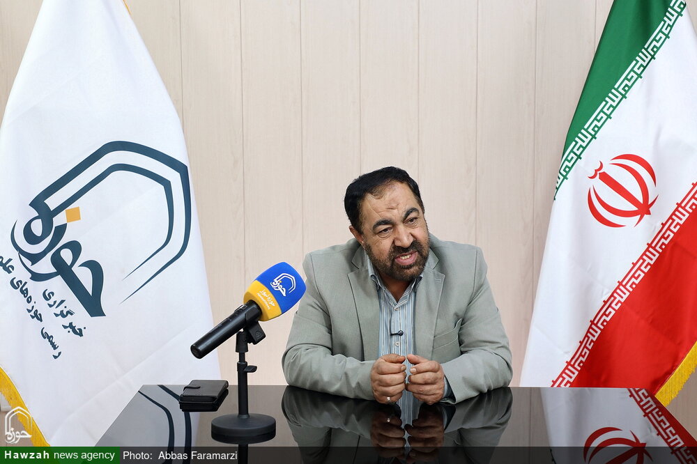 تمرکز پژوهشگاه حوزه و دانشگاه بر حل چالش‌های جهان اسلام/ مدیریت اسلامی، تنها عنوان نیست؛ راهکاری برای بحران‌های سازمانی