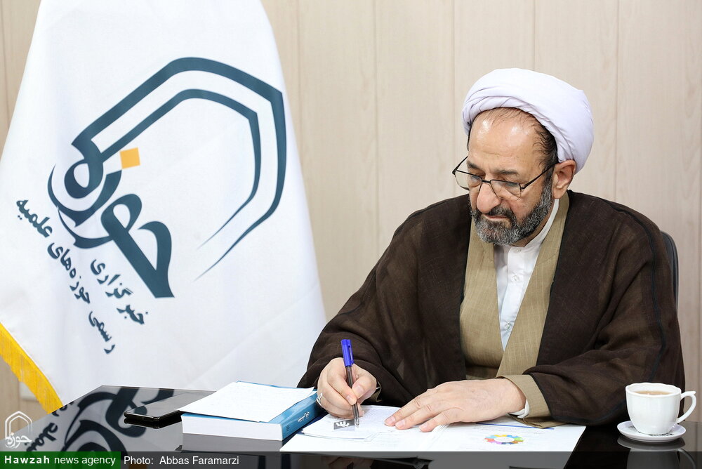 همافزایی ۱۴ پژوهشگاه علوم انسانی برای تحول در نظام دانش / دانشگاههای ما هنوز غربیاند؛ چالش ساختاری در مسیر اسلامیسازی علوم انسانی