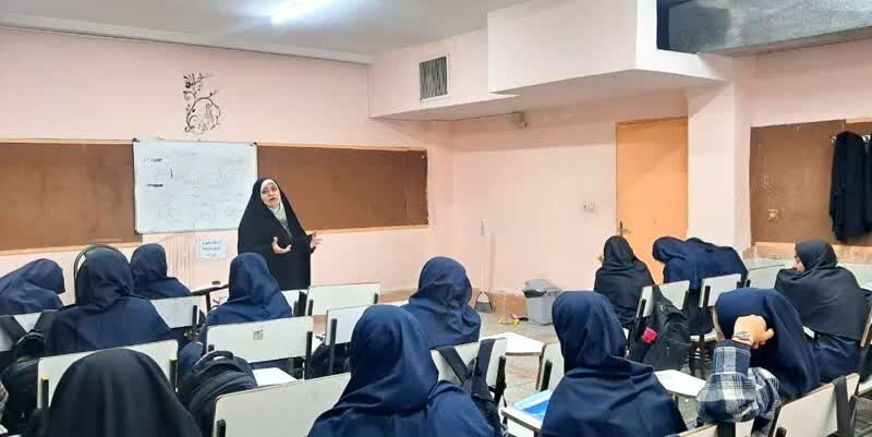 جرای طرح آلاء با محوریت نماز در ۲۳۱ مدرسه دخترانه قم