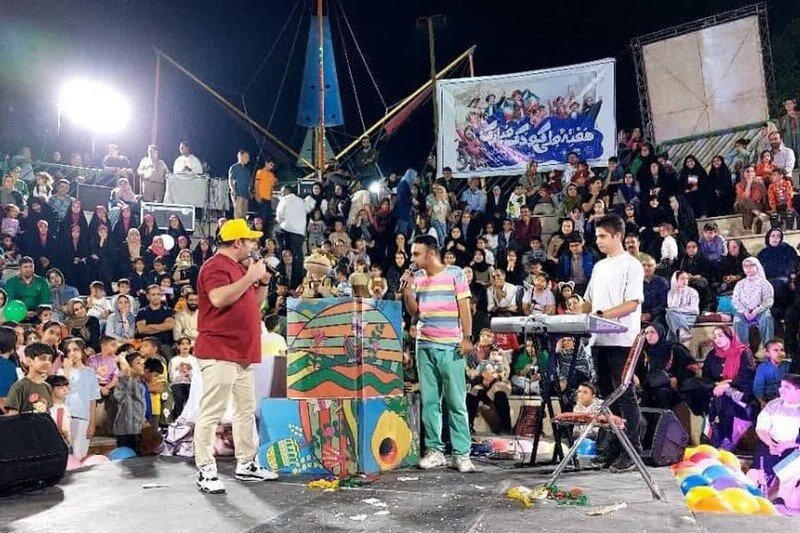 استقبال پرشور شهروندان از جشن بزرگ هفته جهانی کودک در منطقه ۲۰ تهران