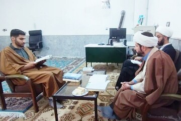 امتحانات شفاهی طلاب پایه سوم مدرسه علمیه امام خمینی(ره) هرسین به پایان رسید+عکس