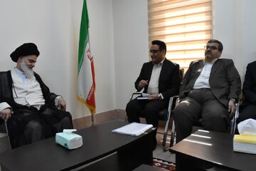 مطالبات دیرینه مردم جزیره خارگ پیگیری و حل شود