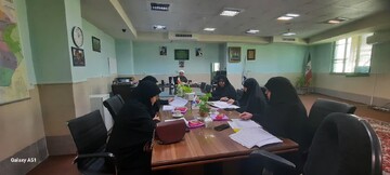 نخستین جلسه هیأت اجرایی جذب استاد ثابت در حوزه علمیه خواهران استان البرز برگزار شد