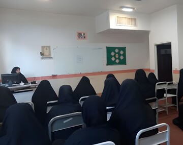 مشاوره پناهگاه عاطفی طلاب است، نه نشانه ضعف