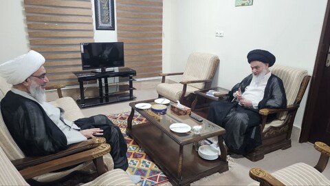 تصاویر/ دیدار نماینده ولی‌فقیه در استان بوشهر و آیت‌الله حسینی بوشهری