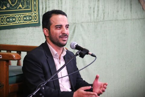 تصاویر/ درس اخلاق مدرسه علمیه امام القائم(عج)