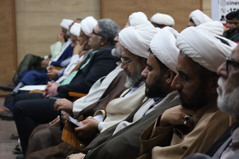 تصاویر/تکریم و معارفه مدیر مدرسه علمیه امام علی (ع) میناب