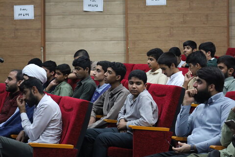 تصاویر/تکریم و معارفه مدیر مدرسه علمیه امام علی (ع) میناب