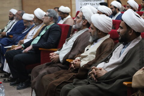 تصاویر/تکریم و معارفه مدیر مدرسه علمیه امام علی (ع) میناب