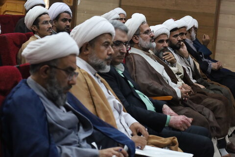 تصاویر/تکریم و معارفه مدیر مدرسه علمیه امام علی (ع) میناب