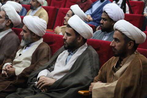 تصاویر/تکریم و معارفه مدیر مدرسه علمیه امام علی (ع) میناب