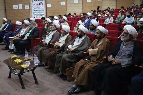 تصاویر/تکریم و معارفه مدیر مدرسه علمیه امام علی (ع) میناب