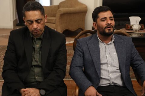 تصاویر/ همدردی معاون اجتماعی و فرهنگی شهرداری تهران با خانواده مرحوم کاسبی