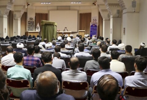 تصاویر/ درس اسفار حجت الاسلام والمسلمین یزدان پناه در مدرسه عالی شهید مطهری(ره)