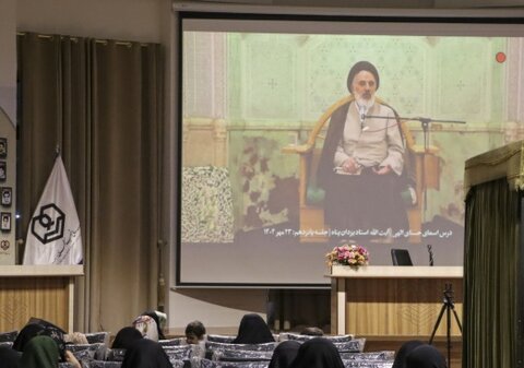 تصاویر/ درس اسفار حجت الاسلام والمسلمین یزدان پناه در مدرسه عالی شهید مطهری(ره)