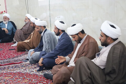 تصاویر/ دیدار نماینده ولی فقیه در استان با طلاب مدرسه علمیه امام علی (ع) میناب