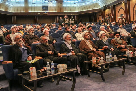 تصاویر/ همایش ملی عالم ربانی سالک توحیدی علامه حسن زاده آملی