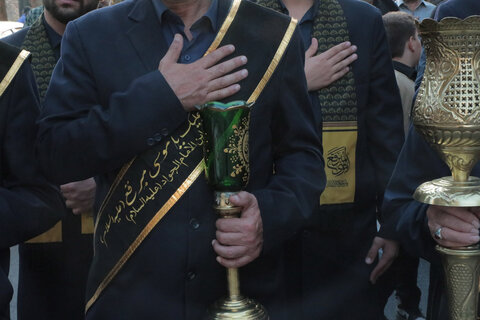 تصاویر/ دسته عزاداری خدام بقاع متبرکه قم به مناسبت سالروز رحلت امامزاده موسی مبرقع(ع)