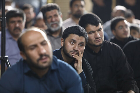 تصاویر/ مراسم عزاداری اردو زبانان در حرم حضرت موسی مبرقع علیه السلام