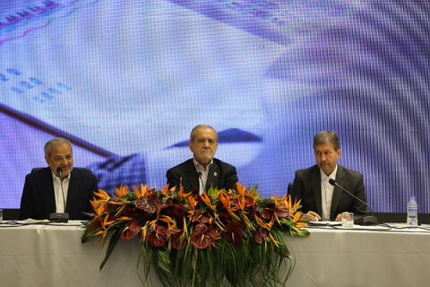 تصاویر/ نشست توسعه عدالت آموزشی با حضور رییس جمهور در اصفهان