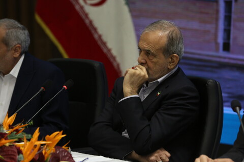 تصاویر/ نشست توسعه عدالت آموزشی با حضور رییس جمهور در اصفهان