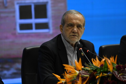 تصاویر/ نشست توسعه عدالت آموزشی با حضور رییس جمهور در اصفهان