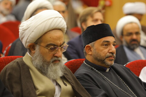 تصاویر / مراسم اختتامیه دومین همایش بین المللی مطالعات تطبیقی اخلاق در اسلام و مسیحیت