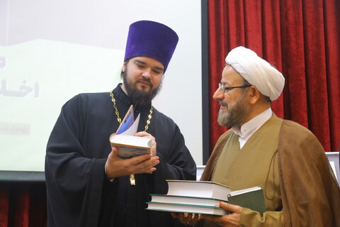 تصاویر / مراسم اختتامیه دومین همایش بین المللی مطالعات تطبیقی اخلاق در اسلام و مسیحیت