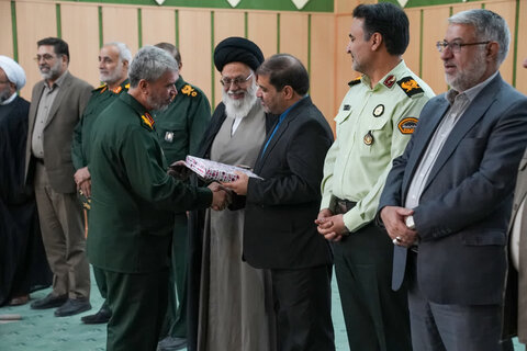 تصاویر/ تکریم و معارفه فرمانده تیپ الغدیر یزد برگزار شد