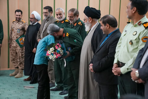 تصاویر/ تکریم و معارفه فرمانده تیپ الغدیر یزد برگزار شد