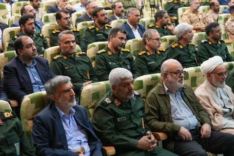 تصاویر/ تکریم و معارفه فرمانده تیپ الغدیر یزد برگزار شد