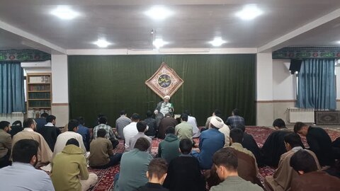 تصاویر/ جلسه اخلاق طلاب مدرسه علمیه امام خمینی (ره) خوی