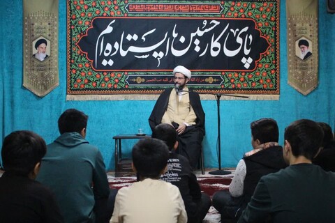 تصاویر/ هیئت هفتگی مدرسه علمیه صاحب الزمان(عج)مرند