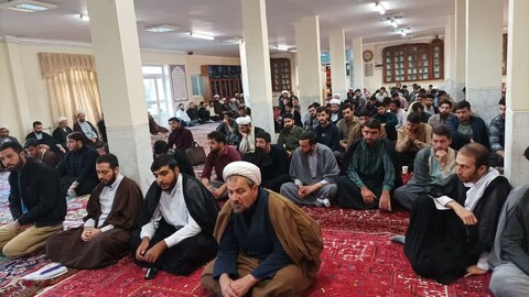 تصاویر/ برگزاری جلسه تبیین طرح ولایت در مدرسه علمیه ولی‌عصر(عج) تبریز