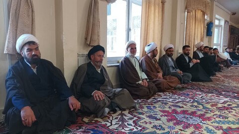 تصاویر/ برگزاری جلسه تبیین طرح ولایت در مدرسه علمیه ولی‌عصر(عج) تبریز