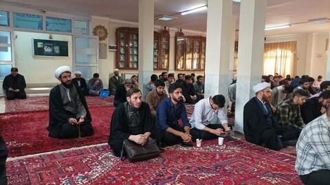 تصاویر/ برگزاری جلسه تبیین طرح ولایت در مدرسه علمیه ولی‌عصر(عج) تبریز