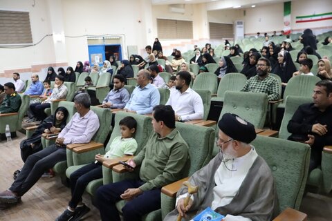 تصاویر/ تجلیل از حافظان دارالقرآن بسیج دیّر