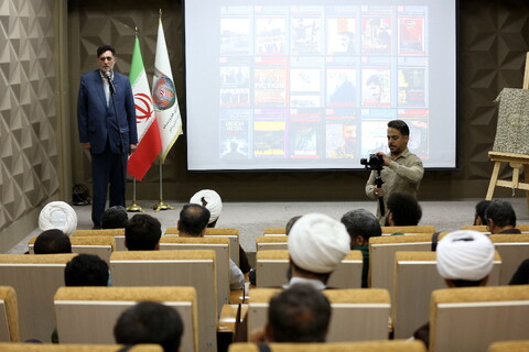 تصاویر/ یادمان صد هفتگی نقد مستند