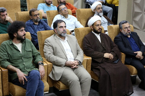 تصاویر/ یادمان صد هفتگی نقد مستند