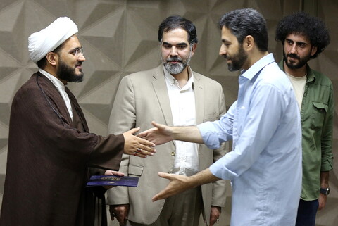 تصاویر/ یادمان صد هفتگی نقد مستند