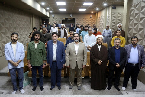 تصاویر/ یادمان صد هفتگی نقد مستند