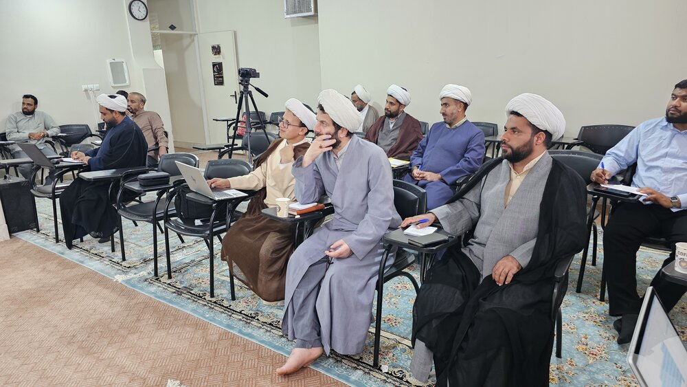 اجلاسیه ۵ روزه معاونان هرمزگان با محوریت «تولید علم اسلامی» در قم