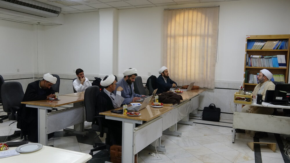 اجلاسیه ۵ روزه معاونان هرمزگان با محوریت «تولید علم اسلامی» در قم