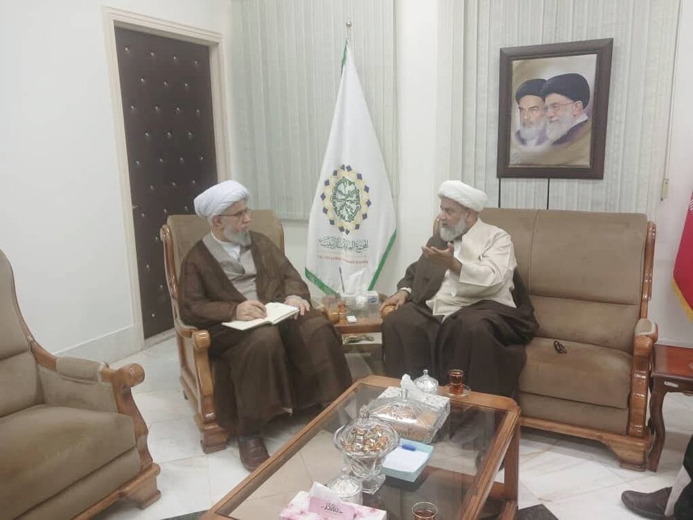 ایم ڈبلیو ایم پاکستان کے چیئرمین کی قم میں مختلف شخصیات سے ملاقات؛ مختلف امور پر تبادلہ خیال