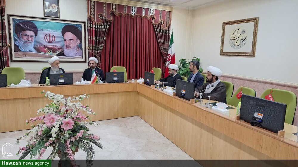 توسعه همکاری‌های فناورانه مرکز نور و پژوهشگاه قرآن و حدیث