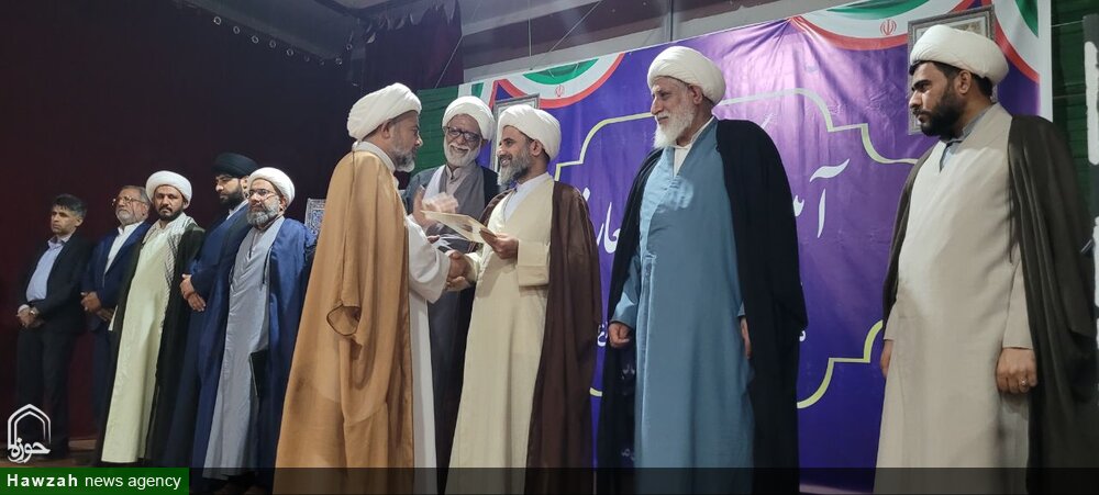 مدیر جدید مدرسه علمیه امام علی (ع) میناب معرفی شد