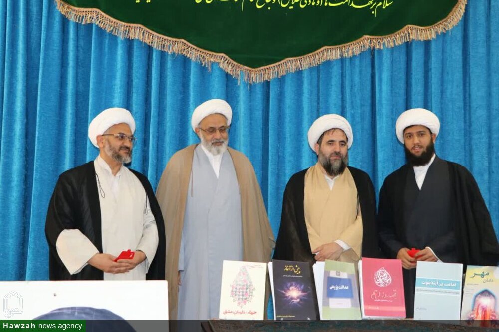 اعلام نفرات برتر جشنواره مدرسه‌ای علامه حلی(ره) مدرسه علمیه امام حسین(ع) رهنان