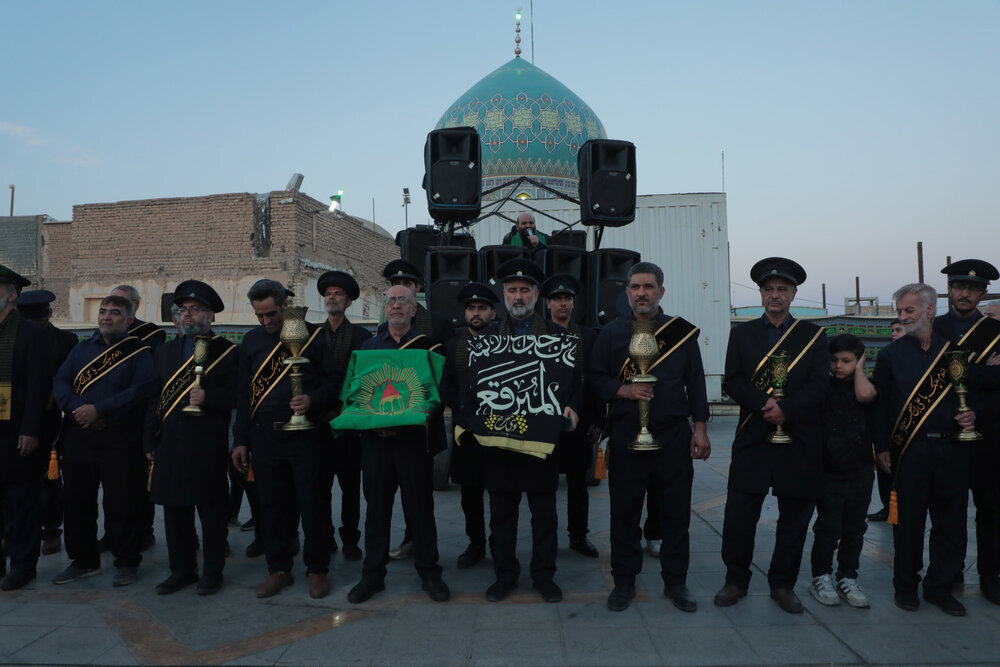 تصاویر/ دسته عزاداری خدام بقاع متبرکه قم به مناسبت سالروز رحلت امامزاده موسی مبرقع(ع)