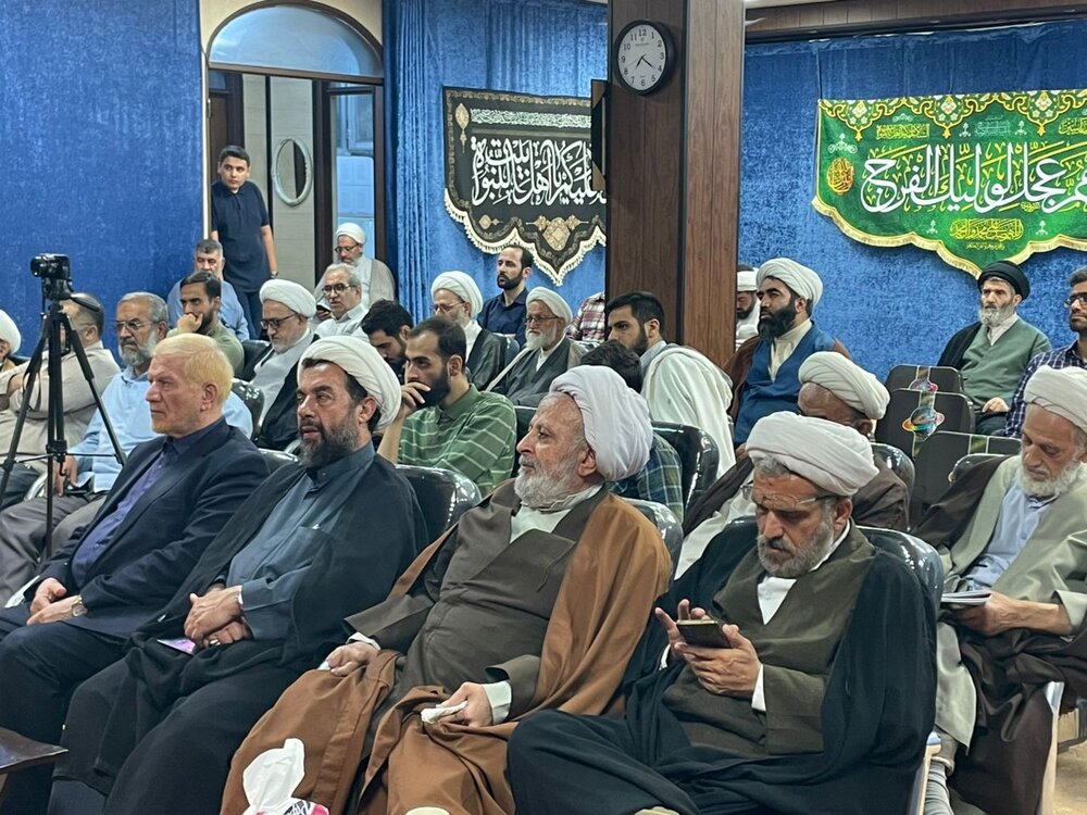 تصاویر/ درس اخلاق دفتر آیت‌الله محسن فقیهی